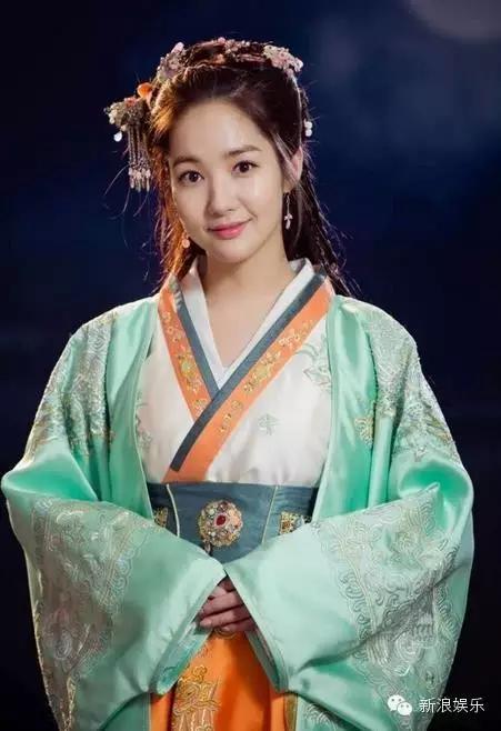 允兒招架不住古裝？韓國女星古裝LOOK一覽 誰贏了？
