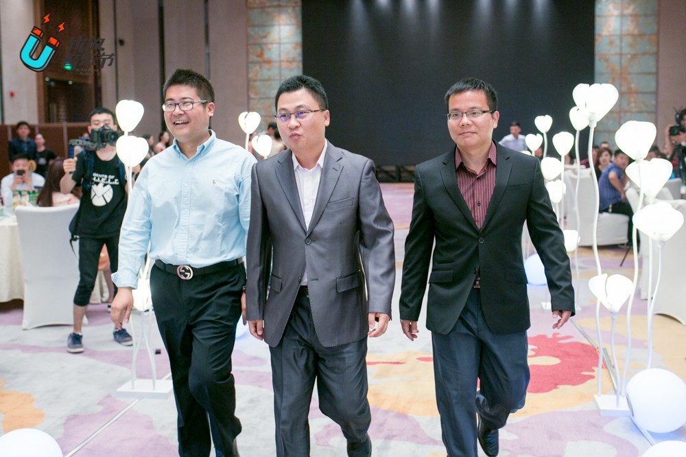 接下來(lái)這一組，人稱“江湖三……”