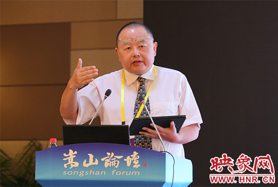 清華大學國學院副院長劉東演講。