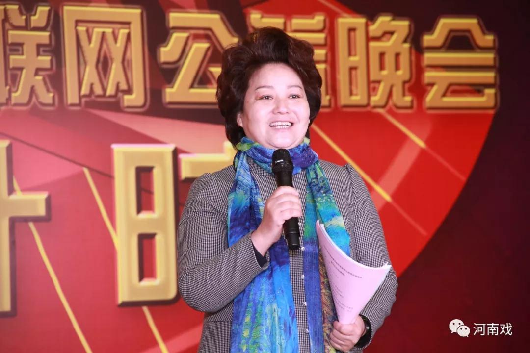 總導(dǎo)演、國(guó)家一級(jí)導(dǎo)演張建萍介紹尋找稀有劇種傳承人以及目前活動(dòng)推進(jìn)情況