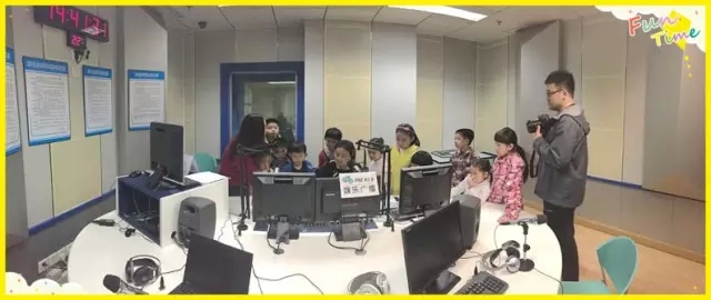 直播間原來是這樣滴！