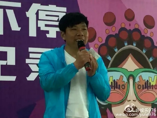見證挑戰(zhàn)的戲迷代表陳紅森講述自己和戲曲的故事、見證歷史時刻的心情。