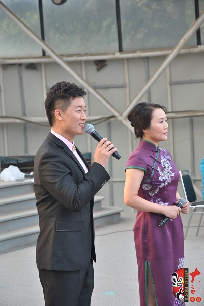 河南電臺戲曲廣播著名主持人池城、曉琴表演詩朗誦《一塊常香的玉》