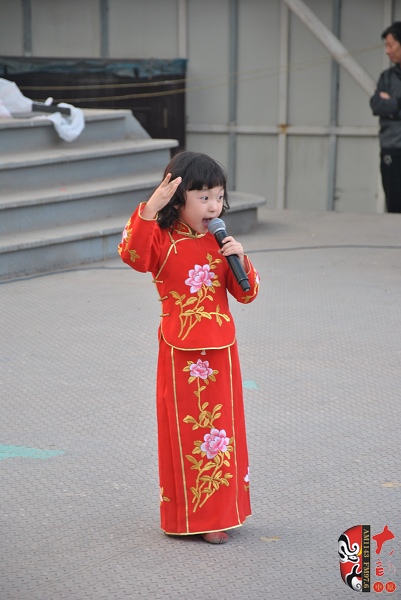 小梅花獎金獎獲得者、河南電視臺《梨園春》明星擂主張楚怡表演《戲曲串燒》