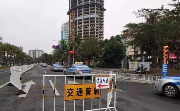 一家五口滯留?？?天 港口附近方便面都買不到
