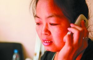 每次給家人打電話，史女士都會很難過。