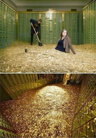 瑞典網(wǎng)店推出“金錢浴”，800萬枚硬幣堆成金“浴池”。