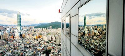  標志性建筑下面，臺灣的市井美食隱藏其中，待你尋找。