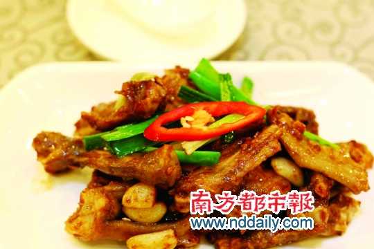 低，是實(shí)惠也是風(fēng)格俗 是喜劇也是味道