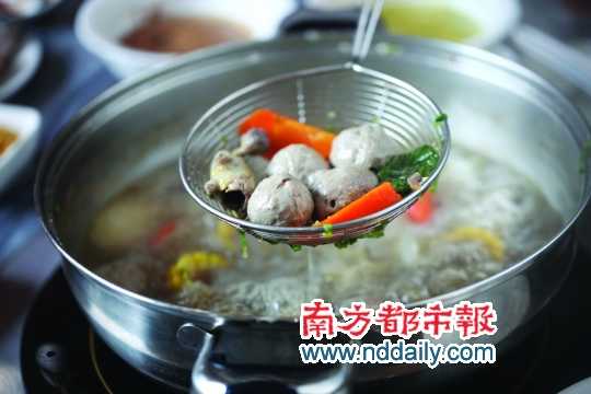 低，是實(shí)惠也是風(fēng)格俗 是喜劇也是味道