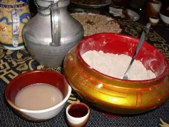 新疆奇葩”黑暗料理“ 你吃過嘛？
