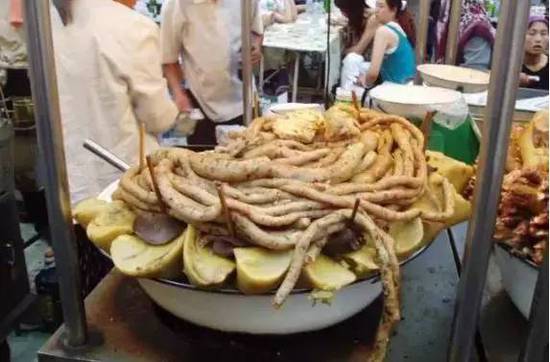新疆奇葩”黑暗料理“ 你吃過嘛？