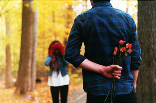 從殷勤到厭膩 花心男玩曖昧的6步驟 從殷勤到厭膩 花心男玩曖昧的6步驟