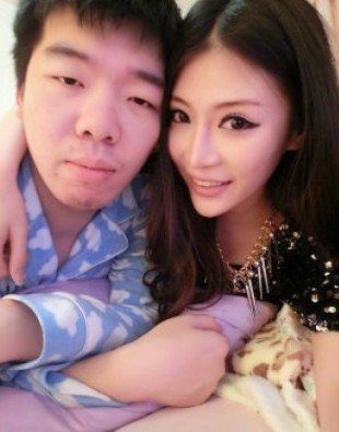 吉星鵬與祁可欣合影。