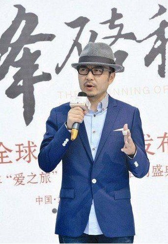 汪涵自曝年薪30萬(wàn)。