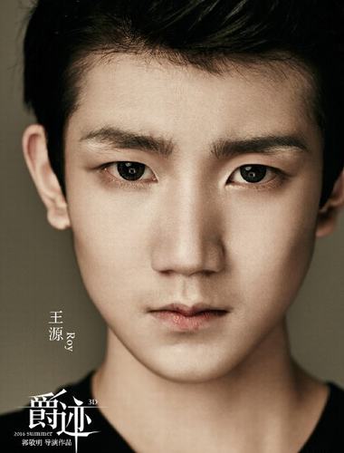 不知是演什么角色呢？