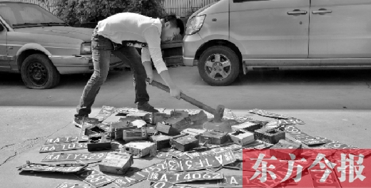 “老的哥”揭“黑車”猖獗原因，建議倒查假車牌、出租車使用機(jī)打發(fā)票