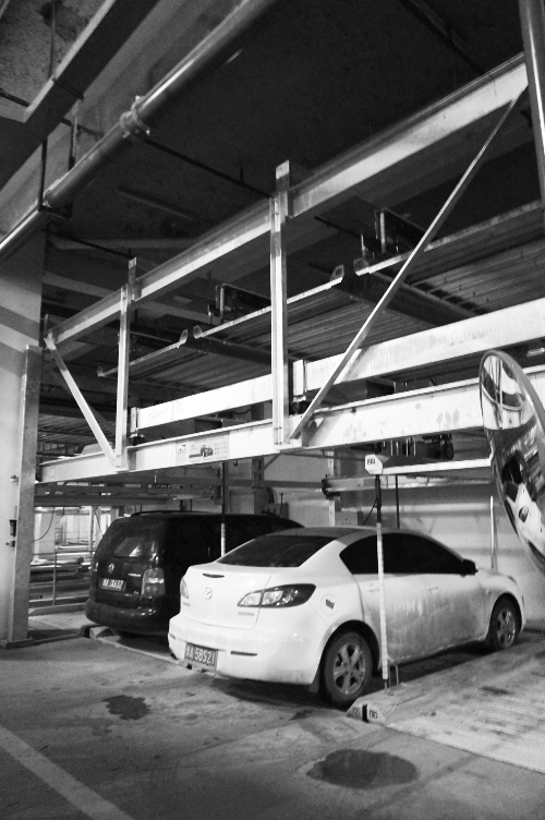 蘇荷立體式公共停車場去年12月開始使用，有384個車位。