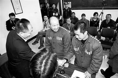 3月26日，浙江高院依法對(duì)張輝、張高平強(qiáng)奸再審案公開宣判，撤銷原審判決，宣告張輝、張高平無罪。2004年，他們被法院認(rèn)定犯強(qiáng)奸罪判處重刑。