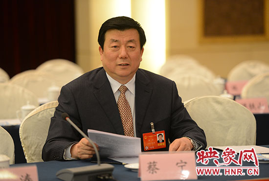 全國人大代表、河南省人民檢察院檢察長蔡寧