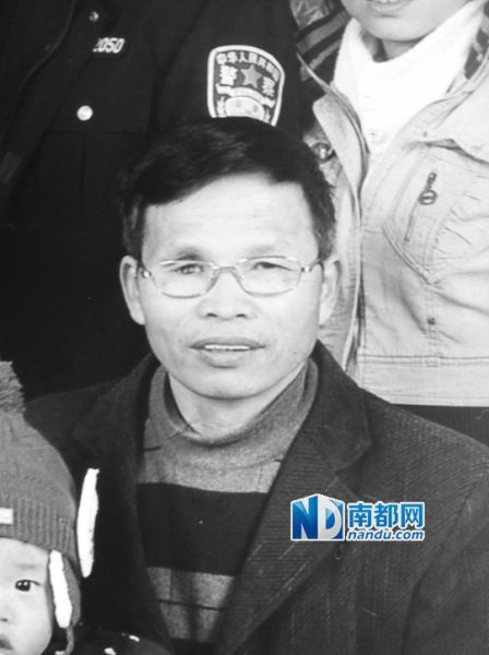 偷拍縣長收禮的萬載縣人汪冬根?！D片由當(dāng)事人家屬提供