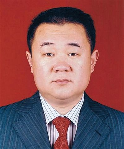 慶安縣委常委、副縣長董國生