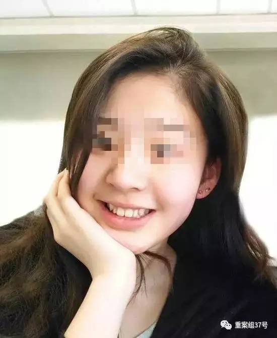 17歲高中男生教室里掐死女同學，被訴故意殺人和強奸