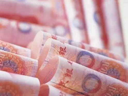對增收潛力大、帶動(dòng)能力強(qiáng)的7大群體（技能人才、新型職業(yè)農(nóng)民、科研人員、小微企業(yè)創(chuàng)業(yè)者、企業(yè)經(jīng)營管理人、基層干部隊(duì)伍、有勞動(dòng)能力困難群體）實(shí)施激勵(lì)計(jì)劃，推出差別化收入分配激勵(lì)政策，帶動(dòng)城鄉(xiāng)居民實(shí)現(xiàn)總體增收。