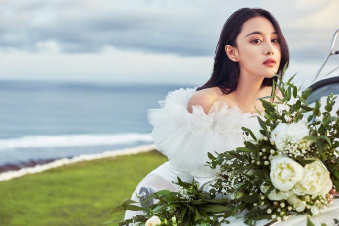 張馨予的婚紗成了淘寶爆款，知道價(jià)格后讓人大跌眼鏡！