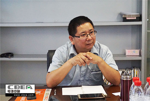 海馬電動(dòng)汽車營銷部副部長鄭廣煒參與座談交流