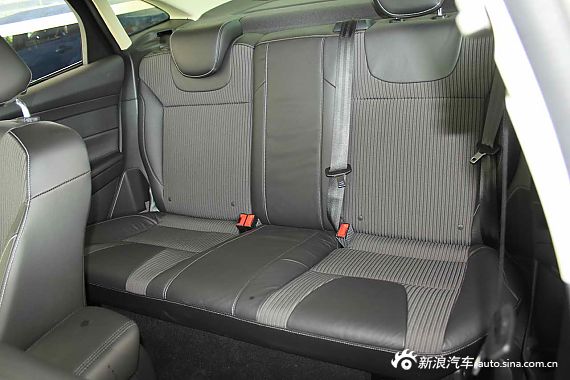 　?？怂箖蓭?jīng)典1.8MT 時(shí)尚型