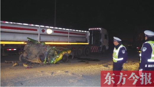 昨日下午，鄭平路與107國道并線處突發(fā)車禍，造成鄭平路擁堵兩個多小時