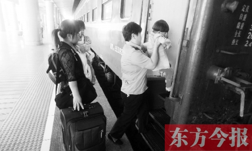 鄭州到溫州的2191/4次列車，是鄭州鐵路局最后一對(duì)綠皮車。