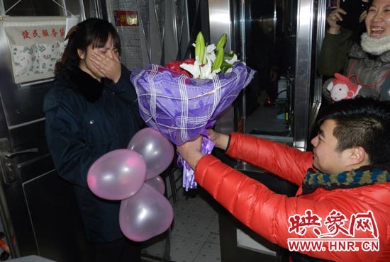 “嫁給我吧，我要愛你一生！”