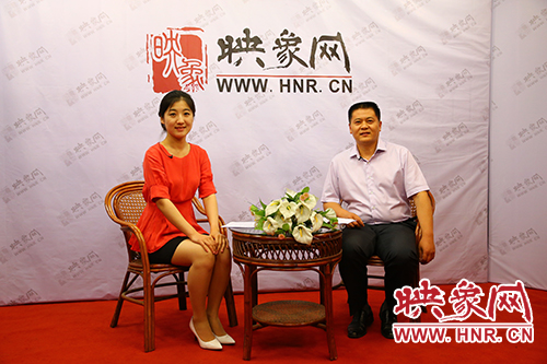 鄭州大學(xué)招生辦副主任楊根順做客映象網(wǎng)“名校面對(duì)面”系列視頻訪(fǎng)談