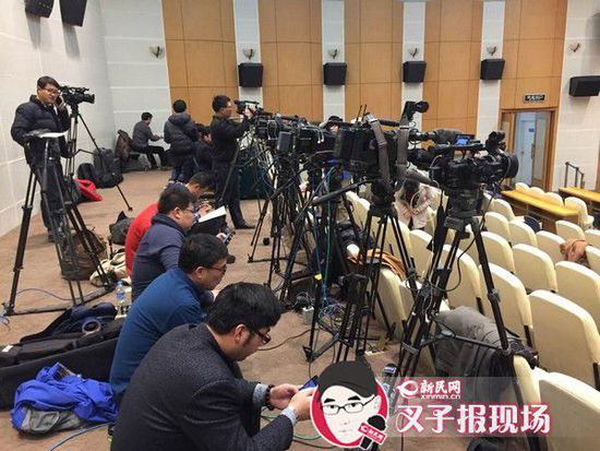 圖說：大量媒體聚焦在發(fā)布會現(xiàn)場。新民晚報新民網(wǎng)