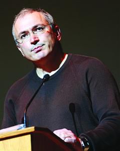 2014年3月10日，烏克蘭，霍多爾科夫斯基在基輔理工大學(xué)發(fā)表演講。