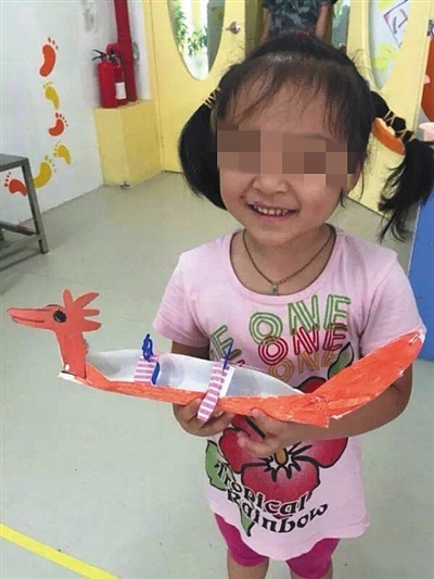 深圳5歲女孩羅一笑患上白血病，在深圳市兒童醫(yī)院救治。網(wǎng)絡(luò)截圖
