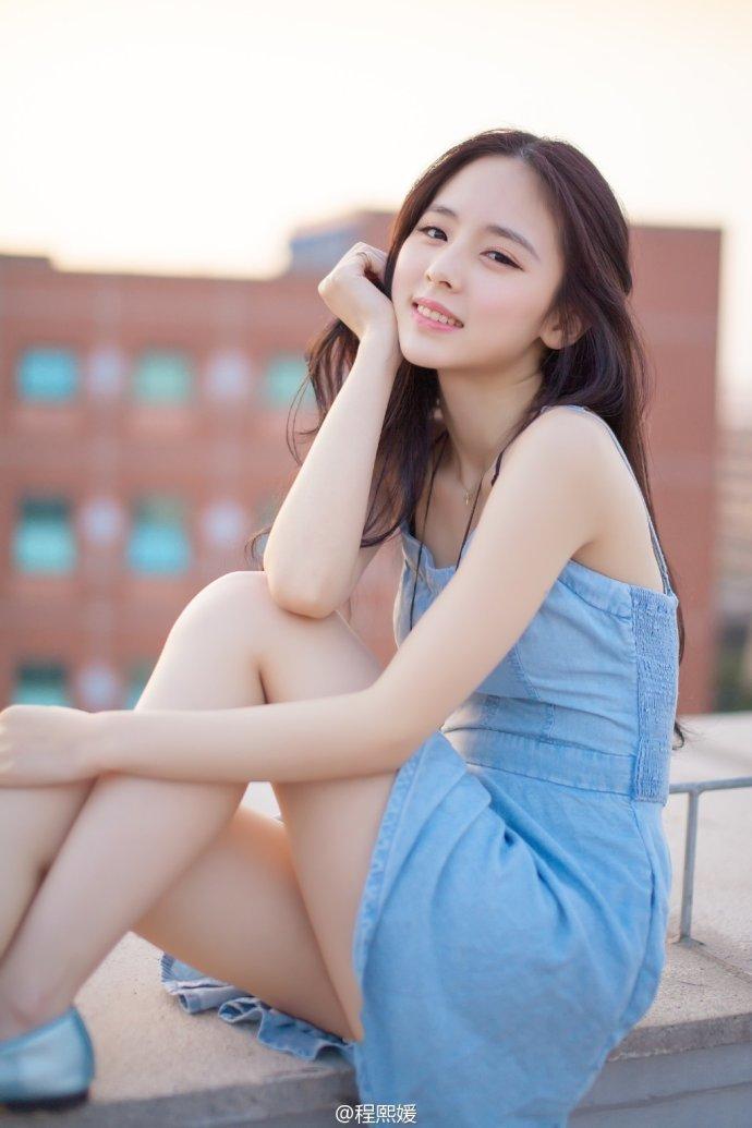 廈大?；ǔ涛蹑虑寮儗懻娅@贊 素顏美到窒息