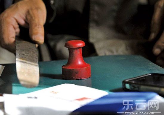 陶云江說起自己的女兒、家庭和現在的狀況時幾度哽咽