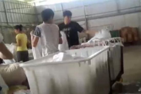 廣州一洗滌廠稱(chēng)酒店床單九成不洗除非有血(圖)