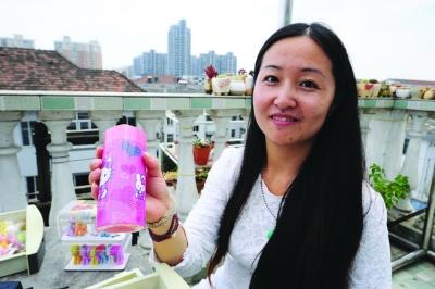 女子26年收藏10萬(wàn)塊世界各地橡皮 欲建博物館 女子26年收藏10萬(wàn)塊世界各地橡皮 欲建博物館