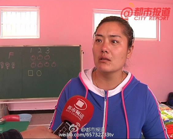當(dāng)事老師接受采訪時表示很委屈。