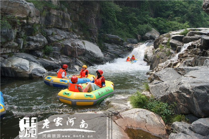 這個夏天,到關(guān)山、八里溝漂流戲水爽“到家”了
