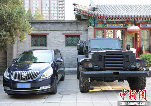 輕型聯(lián)合越野戰(zhàn)力與別克GL8商務(wù)MPV車對(duì)比。張龍?jiān)茢z