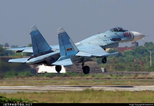 　　資料圖：越南空軍蘇-27SK戰(zhàn)機。