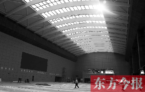 作為高鐵鄭州東站最重要的配套工程，鄭州綜合交通樞紐公路客運站的裝修工作即將完成，預(yù)計今年9月底與鄭州