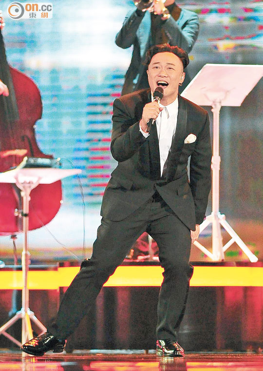 陳奕迅不負眾望，終于榮登金曲歌王寶座。