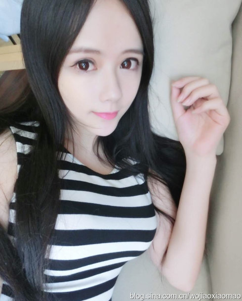 湖大21歲?；ㄇ巴购舐N無(wú)懼走光