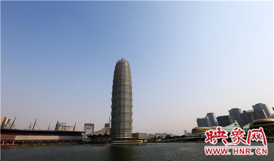 鄭州新地標(biāo)“大玉米” 鄭州新地標(biāo)“大玉米”